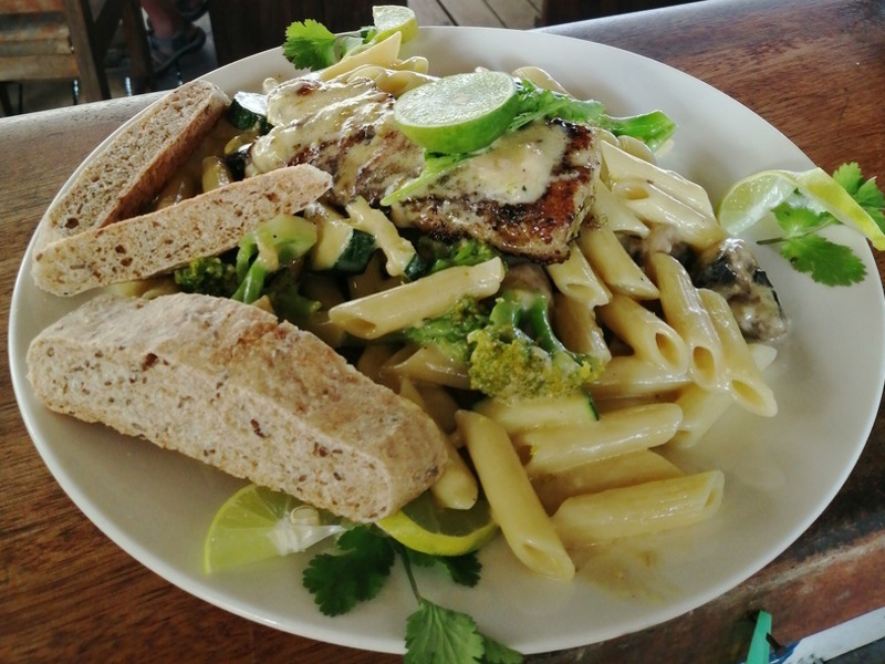 Camarones/Pescado y Pasta